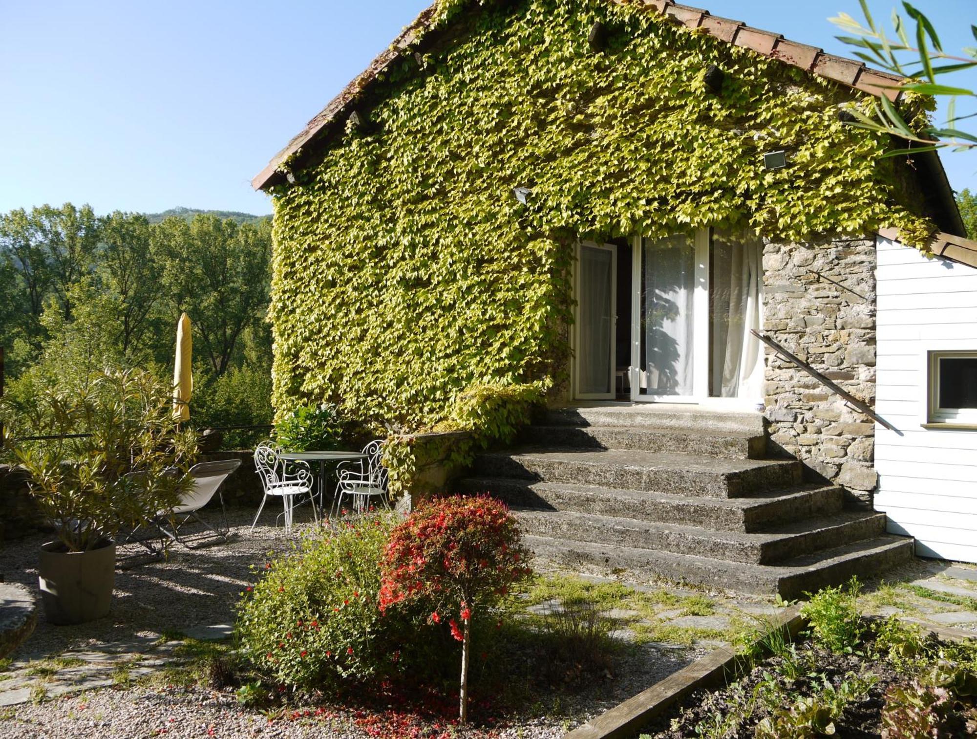 Les Jardins De Lumiere Bed & Breakfast Brusque Exterior photo