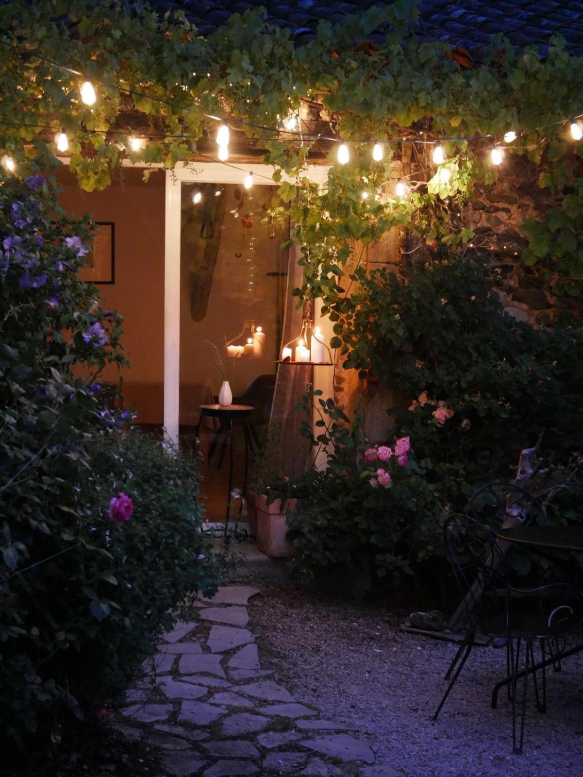 Les Jardins De Lumiere Bed & Breakfast Brusque Exterior photo