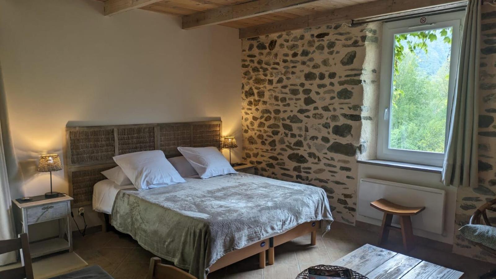 Les Jardins De Lumiere Bed & Breakfast Brusque Exterior photo